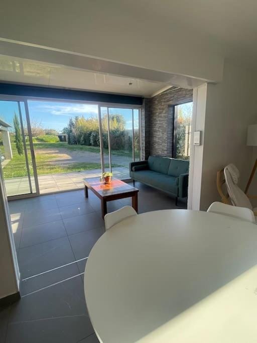 Dépendance au sein d’une villa avec piscine House in Aix-en-Provence