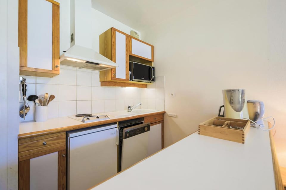 Bathroom, kitchen