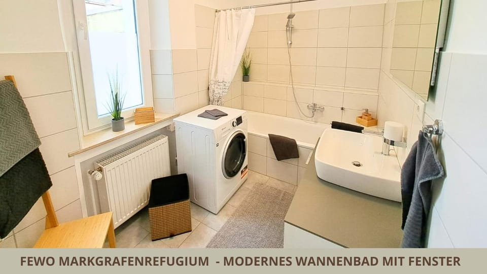 Bathroom, Photo of the whole room