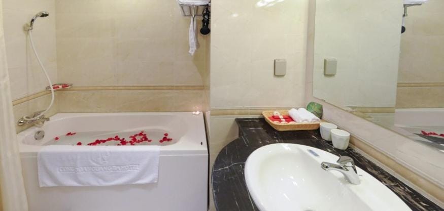 Khách sạn Công Đoàn Quảng Bá Hotel in Laos