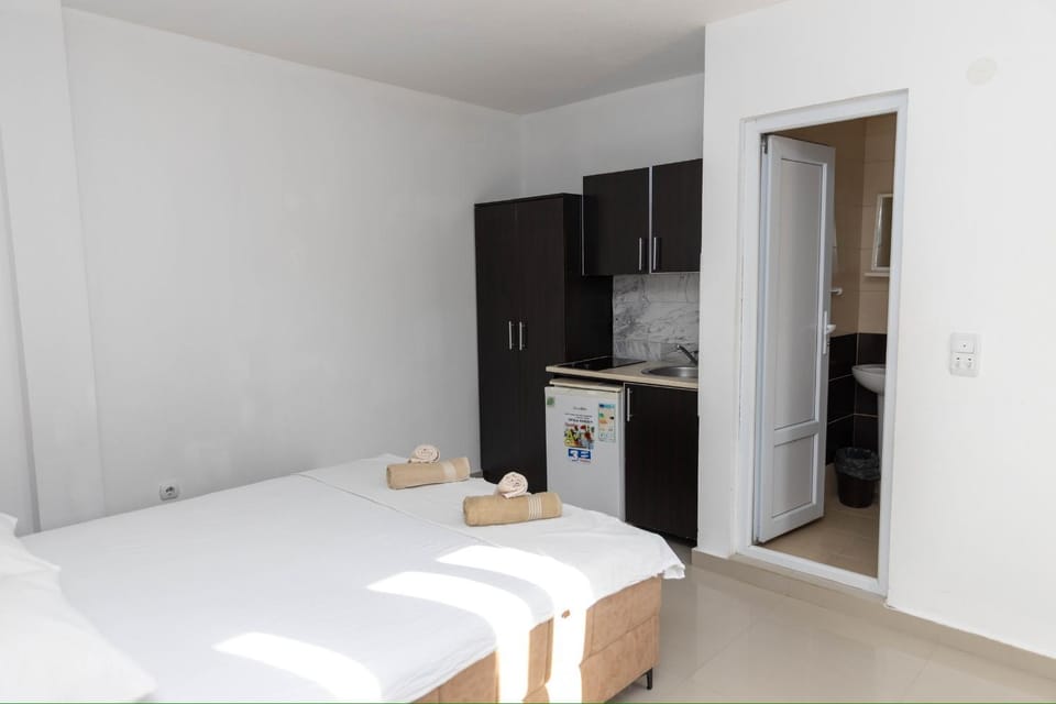 Villa Elezi Bed and Breakfast in Ulcinj Municipality