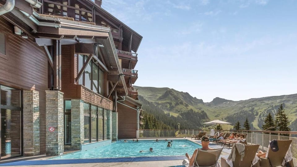Mountain view, Swimming pool