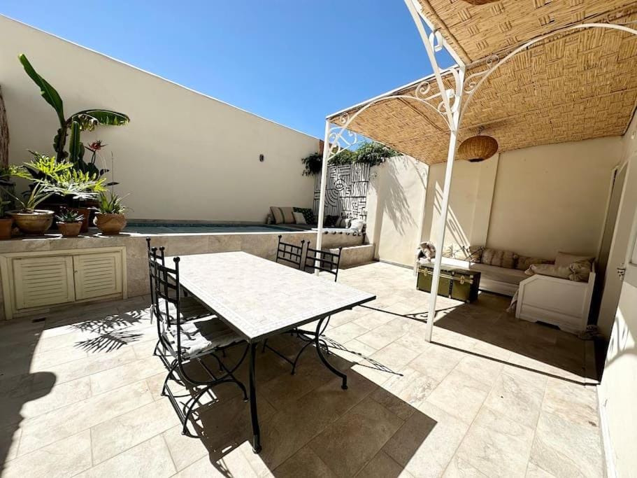 Maison de ville avec piscine privée House in Marrakesh
