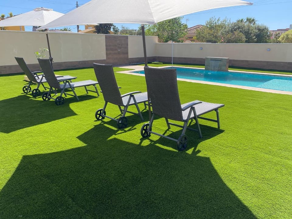 Garden, Garden view, Pool view, Swimming pool, sunbed