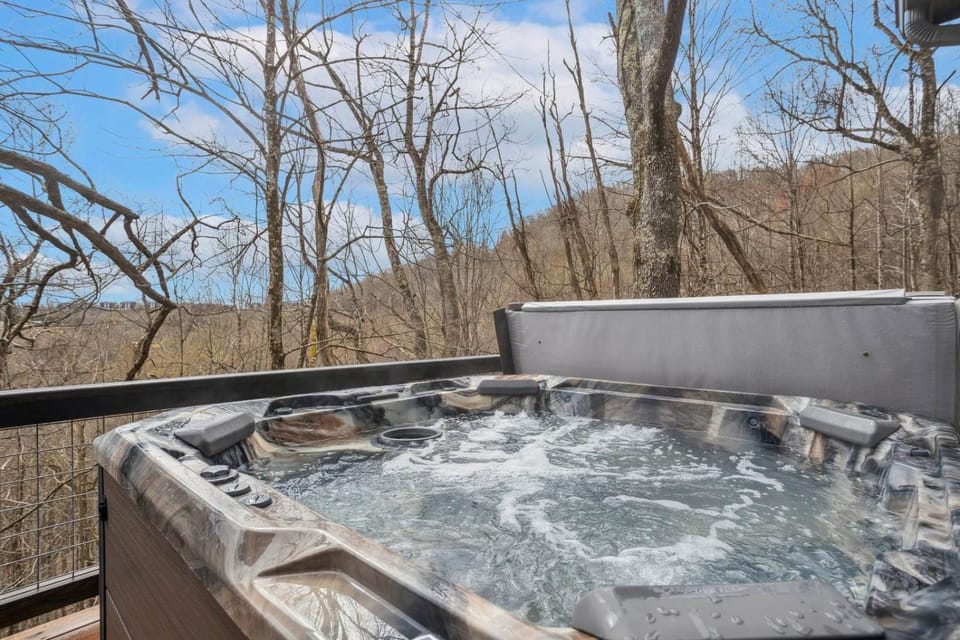 Mountain View Manor House in Watauga