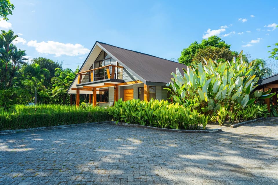 Property building, Garden