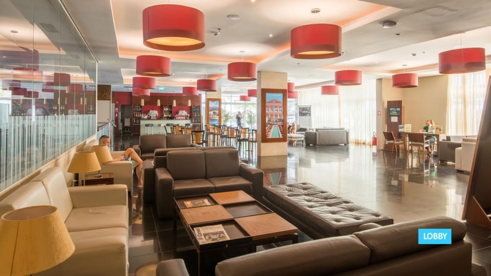 Lobby or reception, Decorative detail, Floor plan