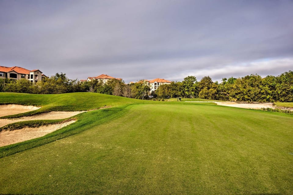 10 Mi to Disney! Resort Condo at ChampionsGate House in Four Corners