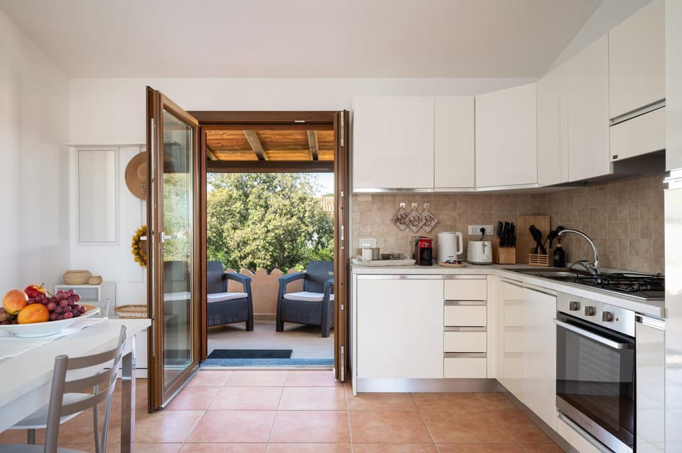 Patio, Living room, kitchen
