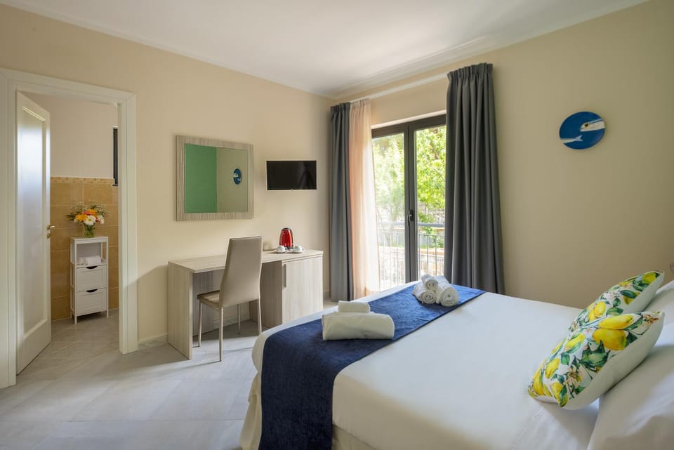 Toilet, TV and multimedia