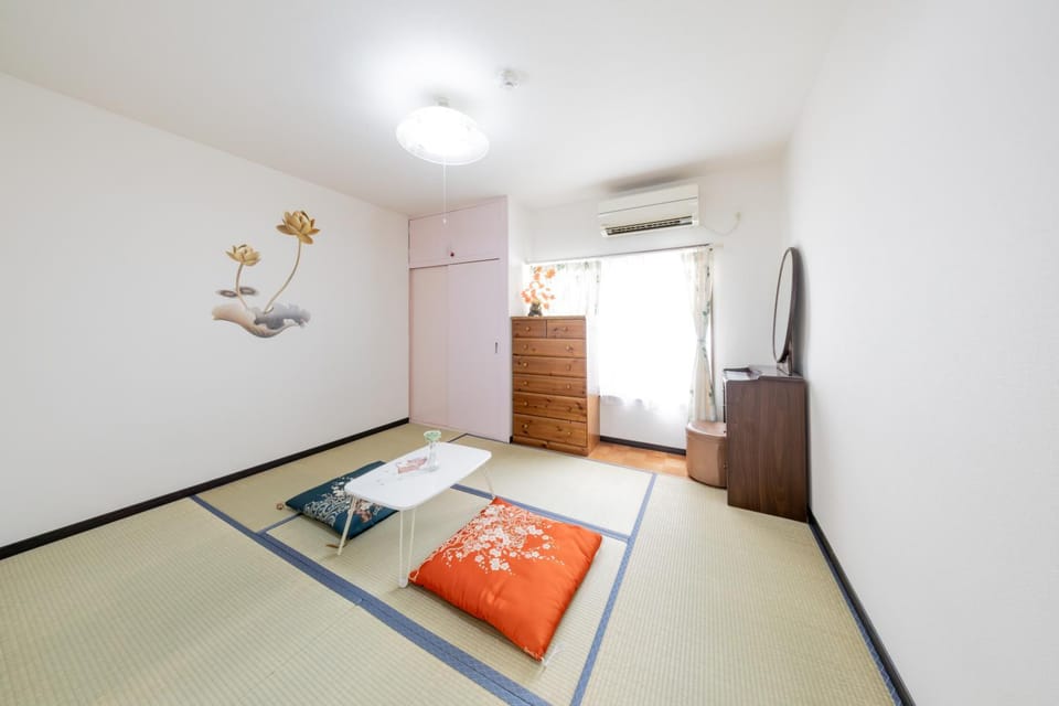 Bed, Bedroom, air conditioner