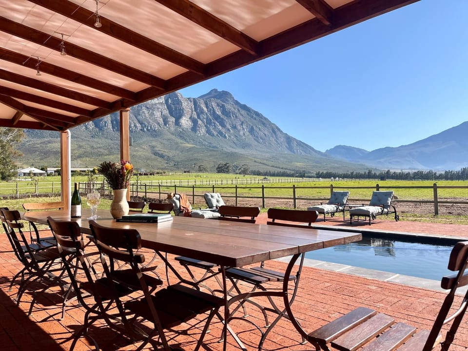 Dining area, Mountain view, Swimming pool
