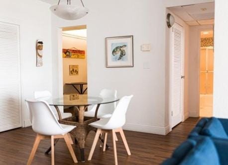 Komffy Apt w/2 Queen Beds & Canal View at Tides House in Hollywood Beach