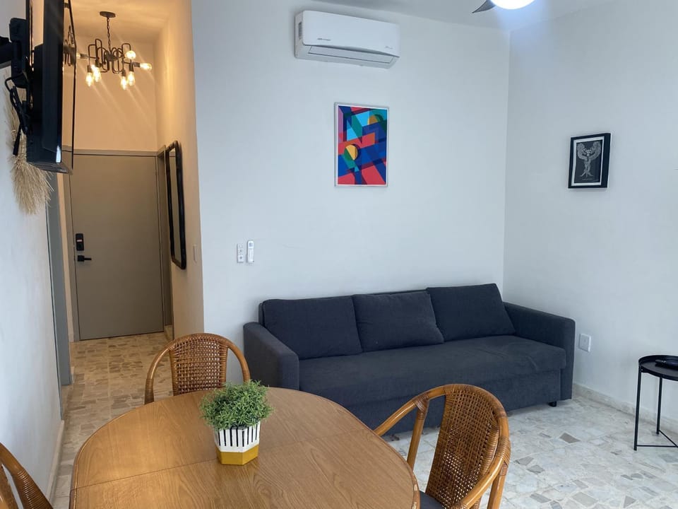 Ecosuite 2, Near the beach and shared terrace. Apartment in Mazatlan