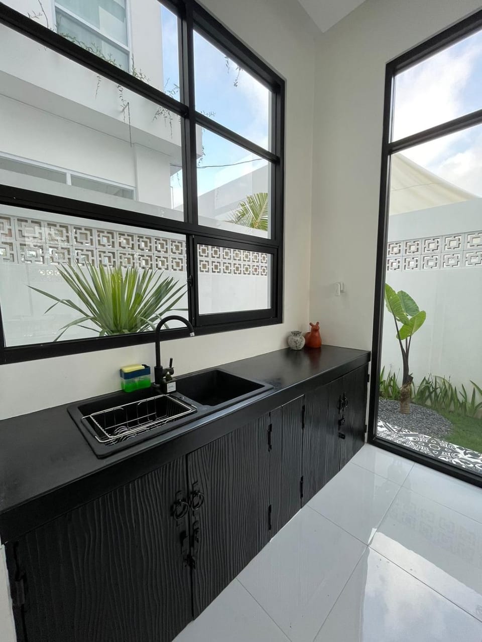 Villa Deba Unit Paloma 4BR 10Pax Villa in West Java