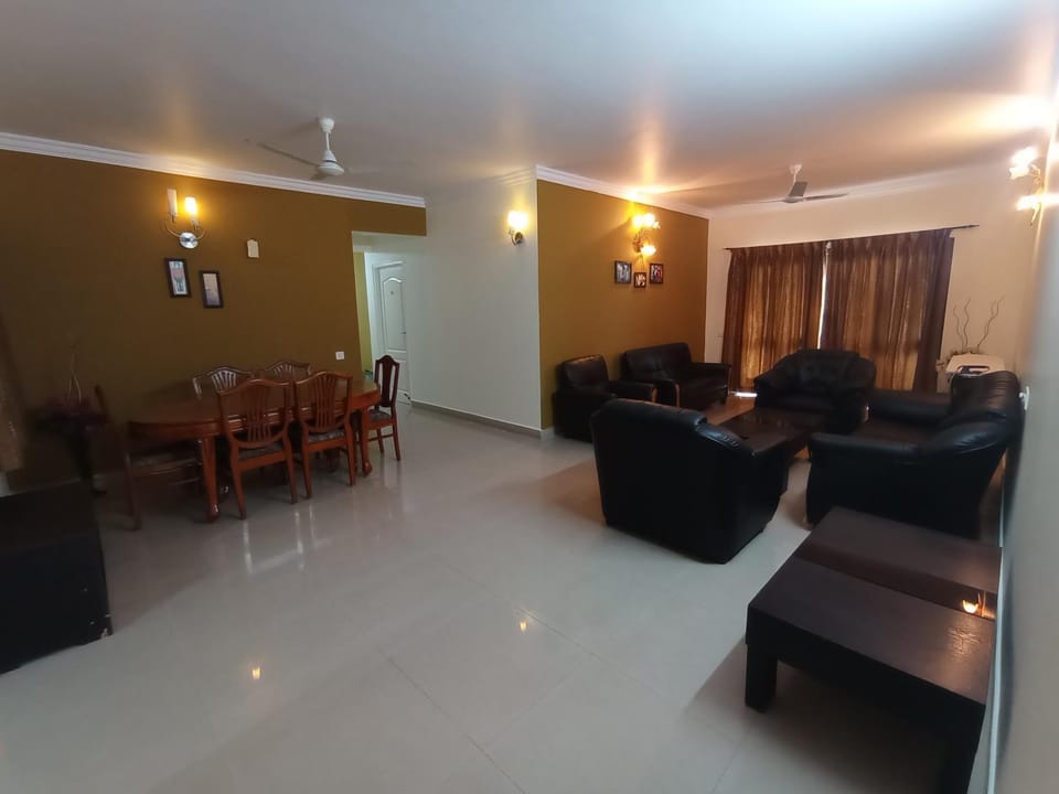 BROOKKEFIELD CORPORATE HOMES AT STERLING BROOKSIDE ROOMS In 3BHK APT Apartment in Bengaluru