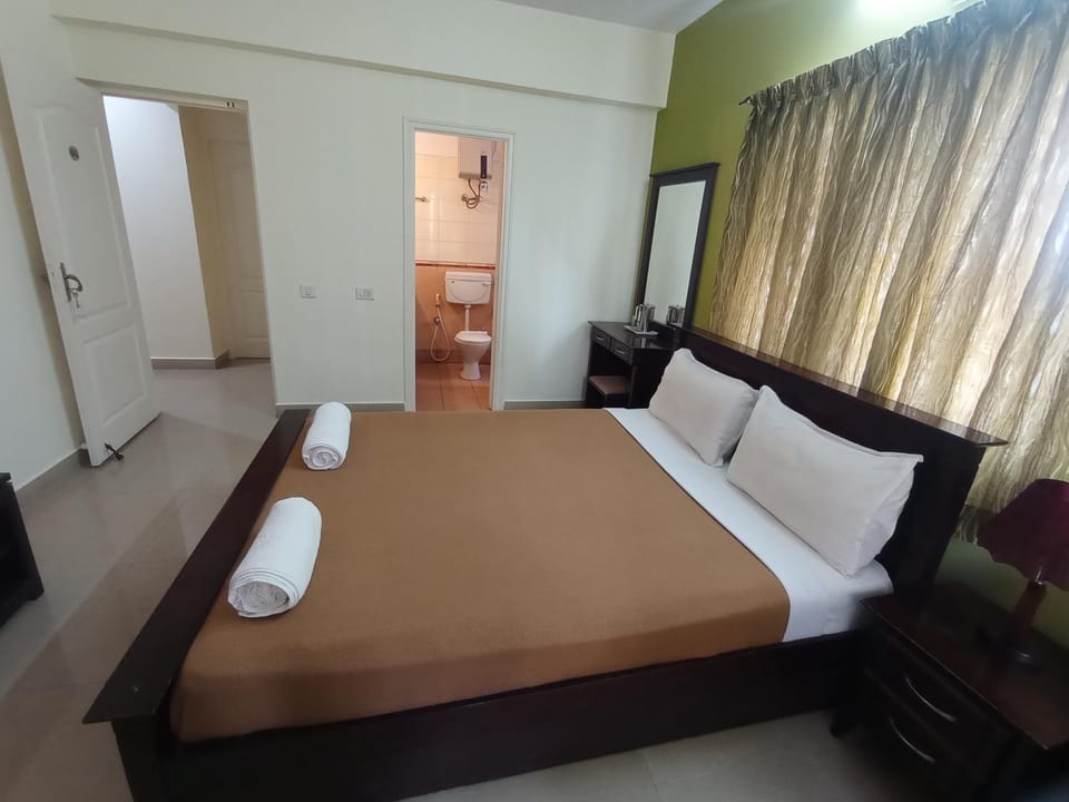 BROOKKEFIELD CORPORATE HOMES AT STERLING BROOKSIDE ROOMS In 3BHK APT Apartment in Bengaluru
