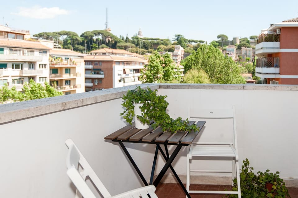Day, Balcony/Terrace