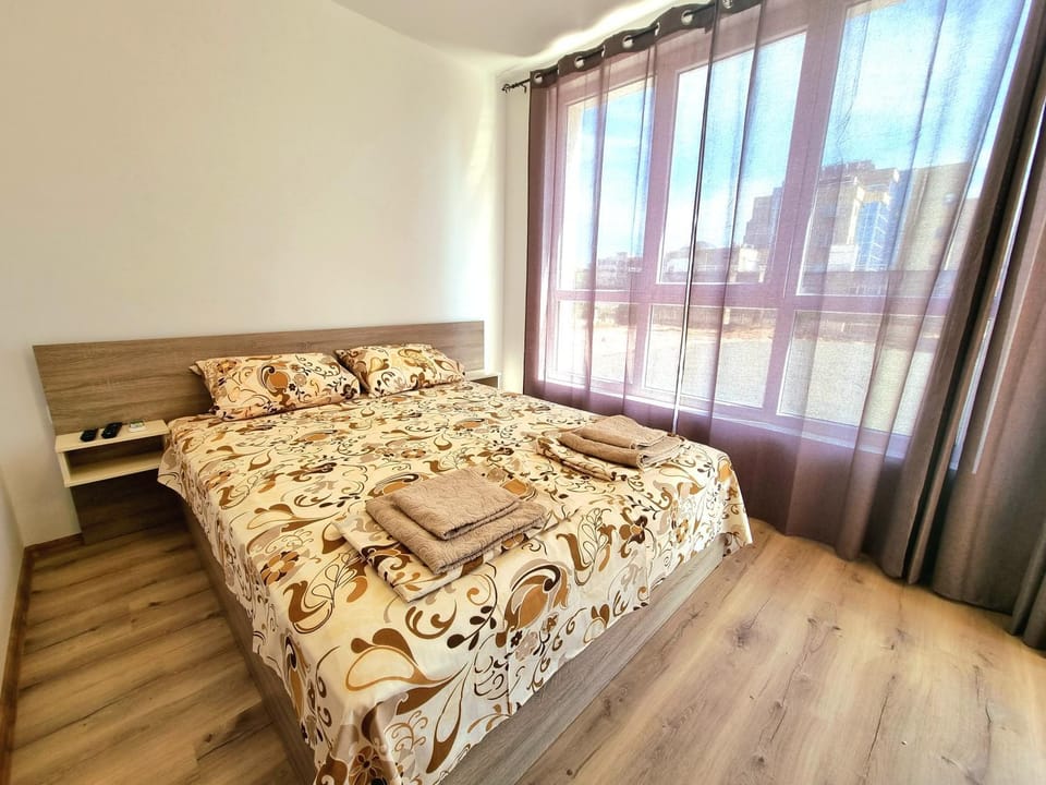 Sunny Breeze Apartment in Burgas Province
