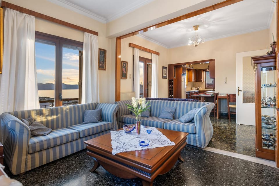 Sunset Apartment in Platanias Apartment in Platanias