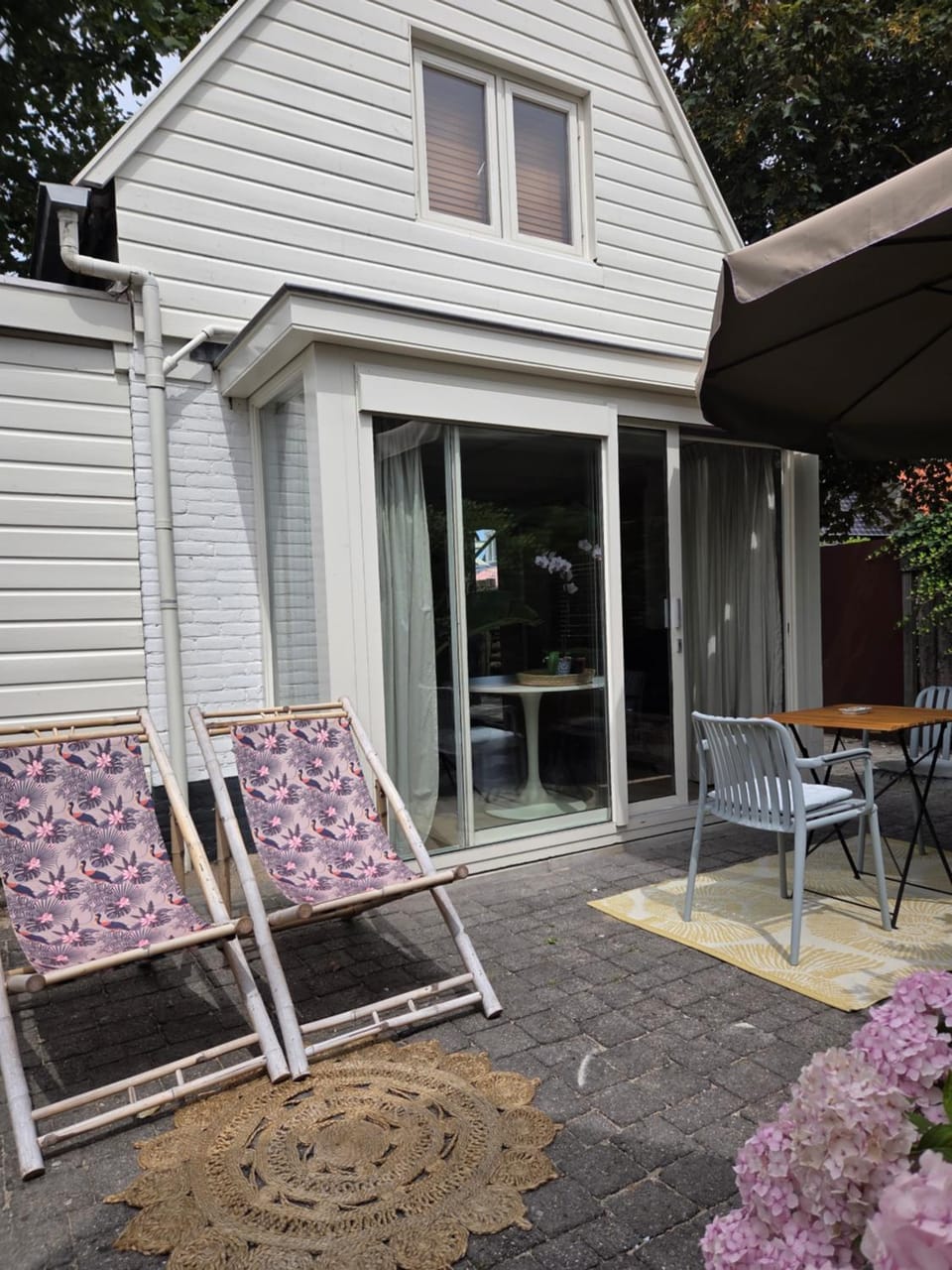 Ithaka Beach House, unieke plek met vrij parkeren! House in Noordwijk