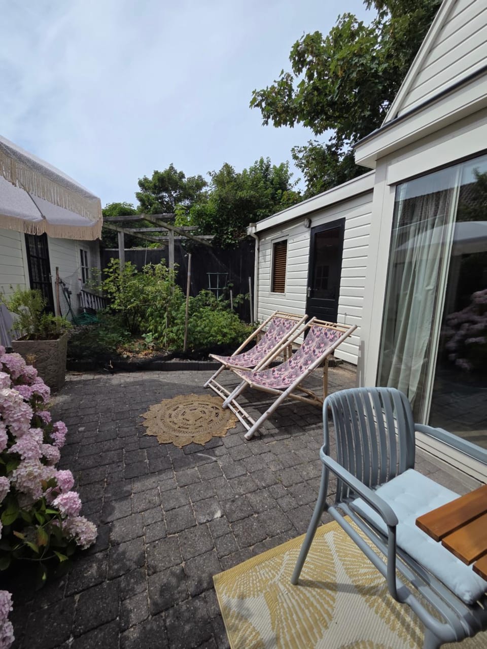 Ithaka Beach House, unieke plek met vrij parkeren! House in Noordwijk