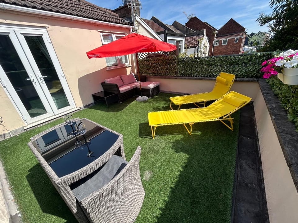 Canal Apartments-Rooftop Terrace, 10 mins to Temple Meads Apartment in Bristol