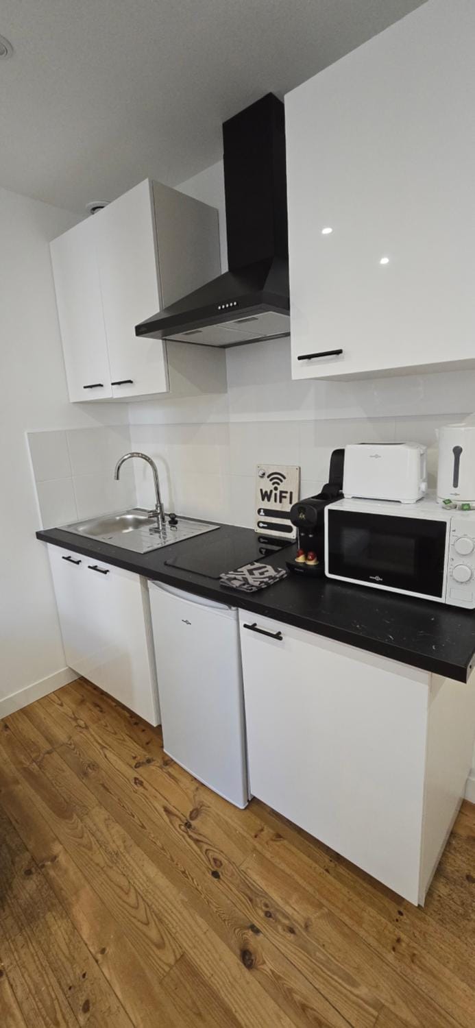 Appartement moderne et contemporain, Wifi, 2 pers Apartment in Pau