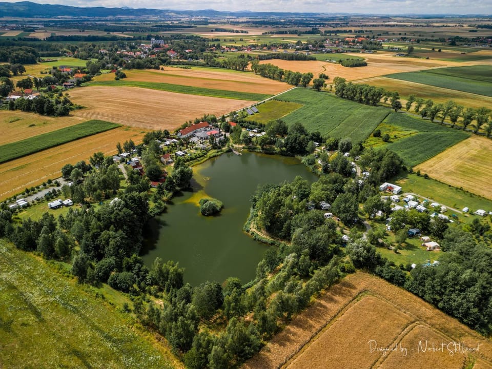 Forteca, pokoje gościnne nad stawem Bed and Breakfast in Lower Silesian Voivodeship