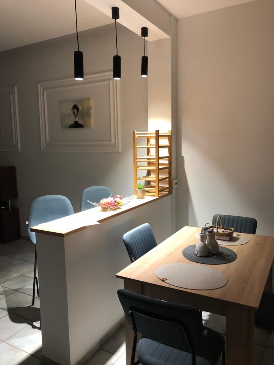 Seating area, Dining area