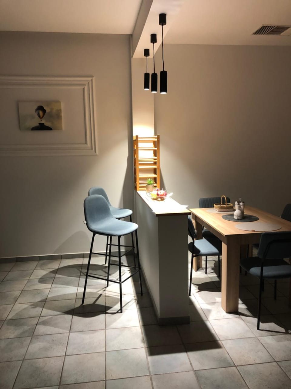 Seating area, Dining area