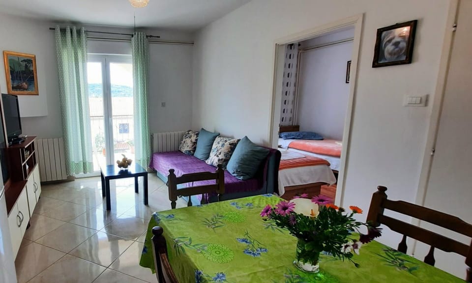 Apartman Nada Apartment in Cres