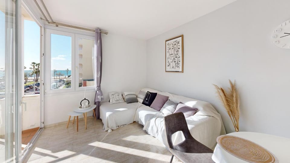 CARLA MAR 2-D Apartment in Roses