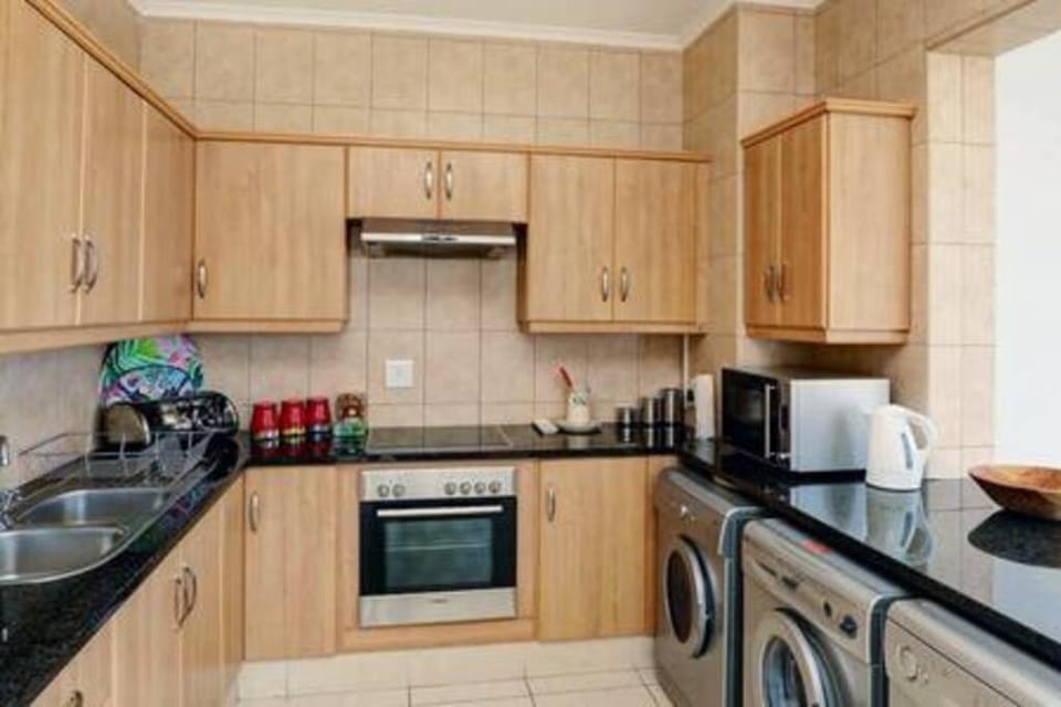 Luxury at Fynbos 5 House in Western Cape