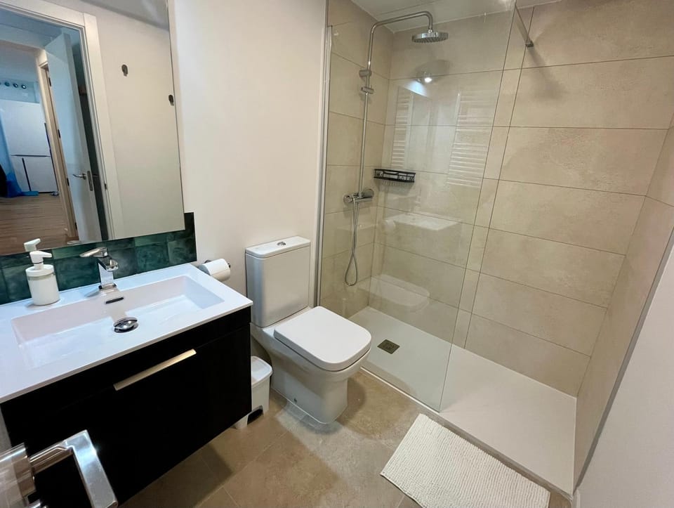 Bathroom, Bath
