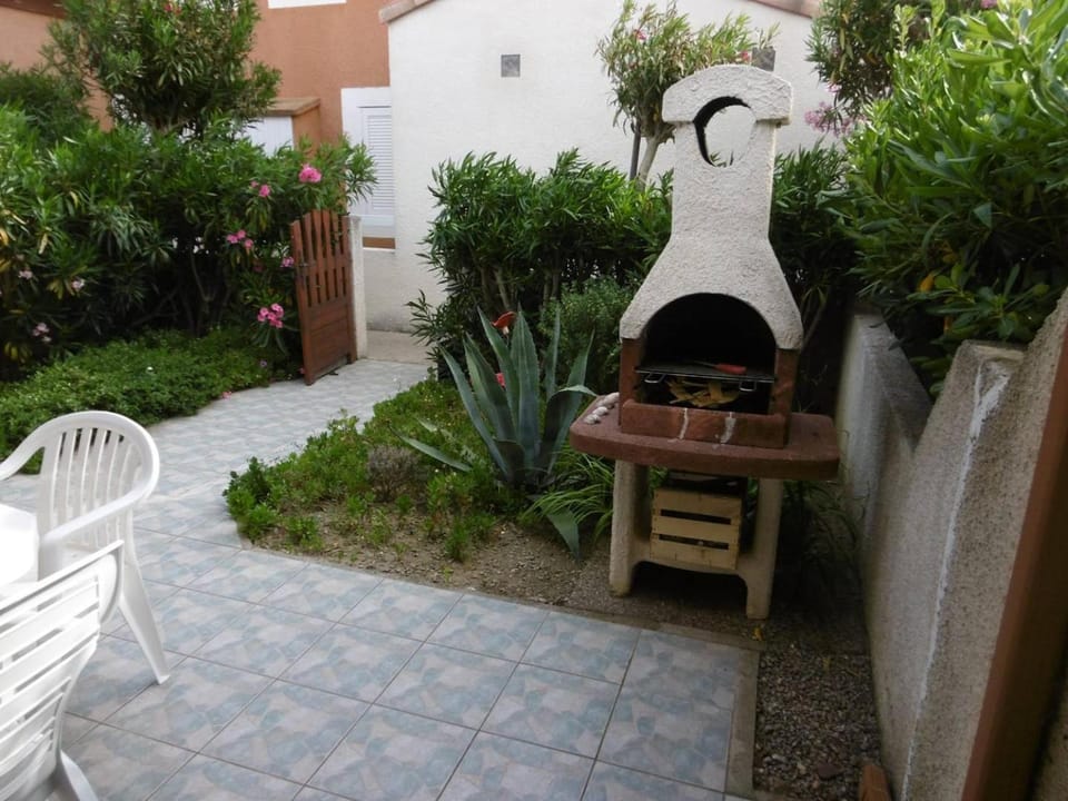Patio, Spring, Garden, Garden view