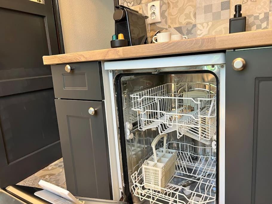 dishwasher