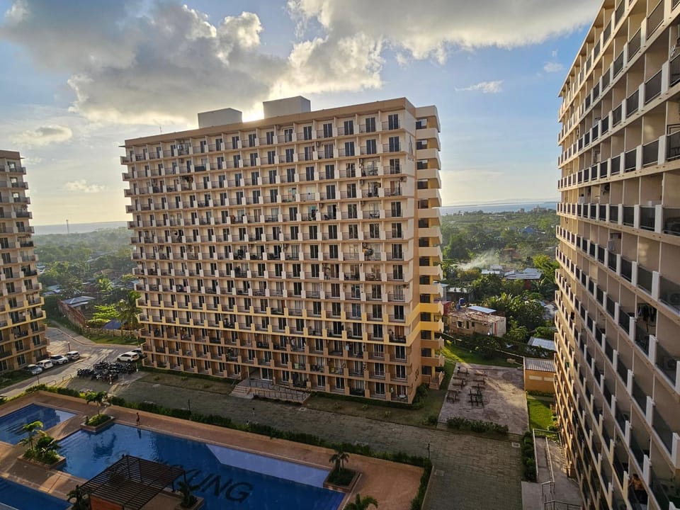 Property building, Day