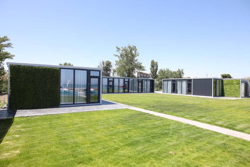 Property building, Garden view