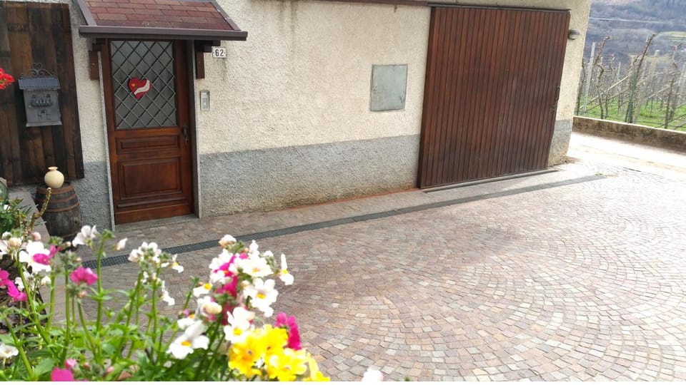 Cà Dina - Appartamento in Val di Cembra Apartment in Trentino-South Tyrol