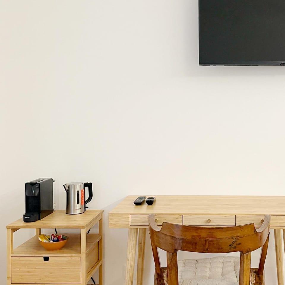 TV and multimedia, Coffee/tea facilities
