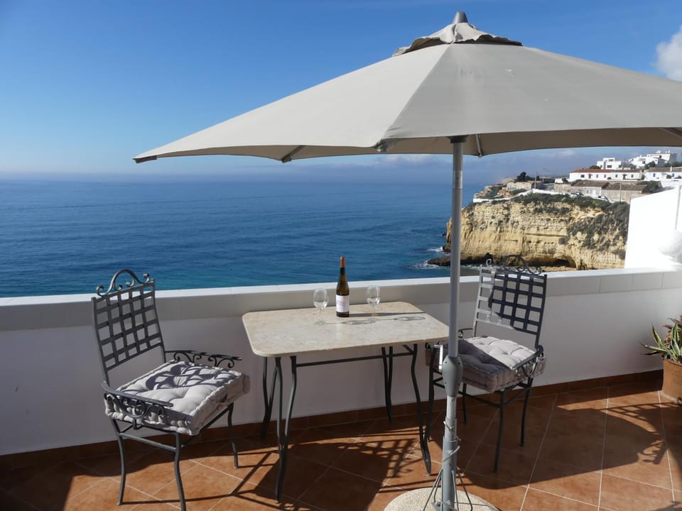 Natural landscape, View (from property/room), Balcony/Terrace, Beach, Sea view