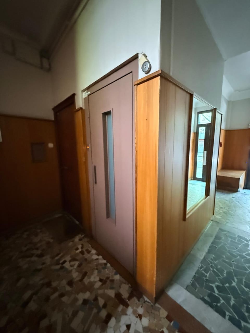 Lovely 3 rooms Nice riquier next to Port with AC! Apartment in Nice