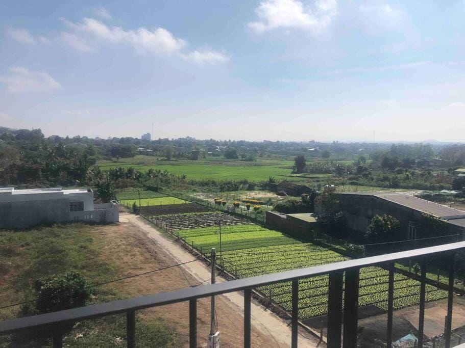 miniHomestay green view & warm pool - standard and vip room - 4 persons - Ea Kar - Dak Lak Apartment in Vietnam