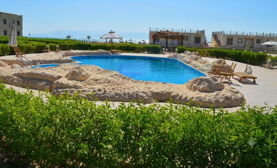 Beach & Pool View Chalet - Ras Sedr Apartment in South Sinai Governorate