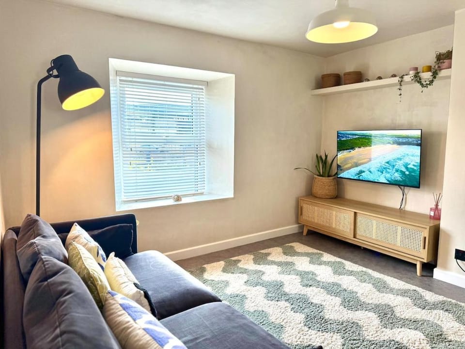 Palms 2 Private Garden Parking Central Newquay Apartment in Newquay