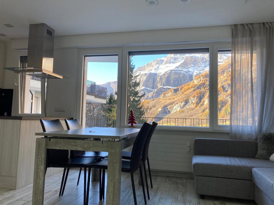 Renovated Studio | Dream Views • Balcony • Free Parking Apartment in Canton of Valais