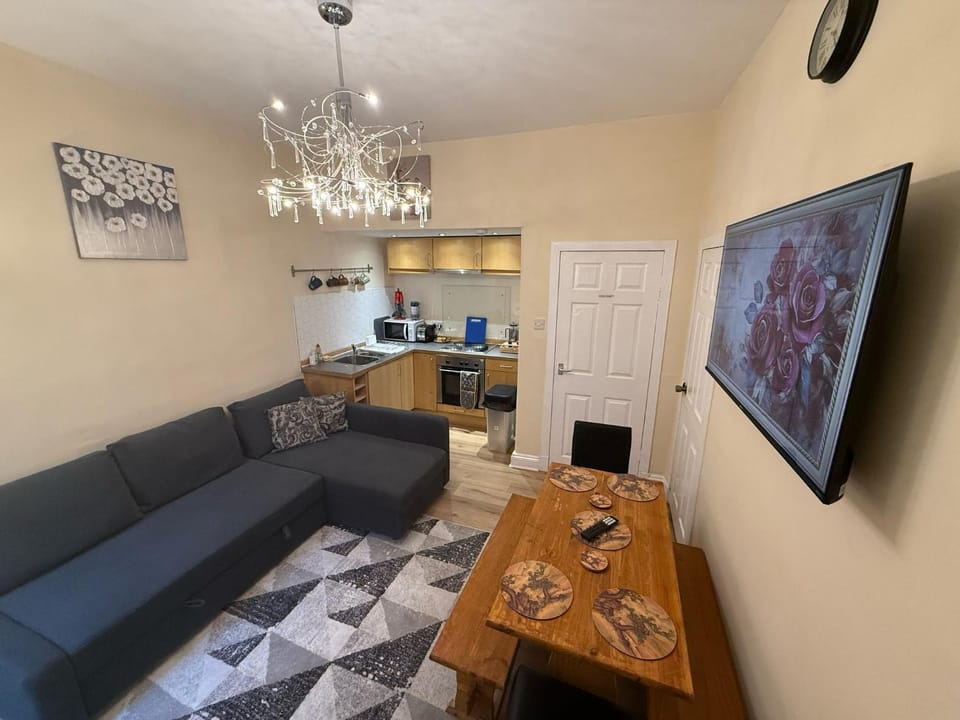 One Bedroom Flat in Central Edinburgh Old Town , Heart of Edinburgh Flat Sleeps 4 Apartment in Edinburgh