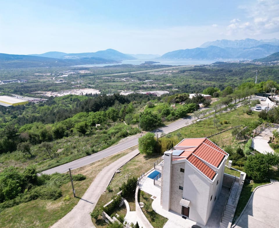 Day, Natural landscape, Bird's eye view, Mountain view