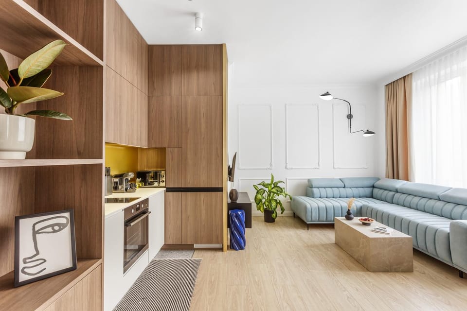 Kitchen or kitchenette, microwave, stove, kitchen